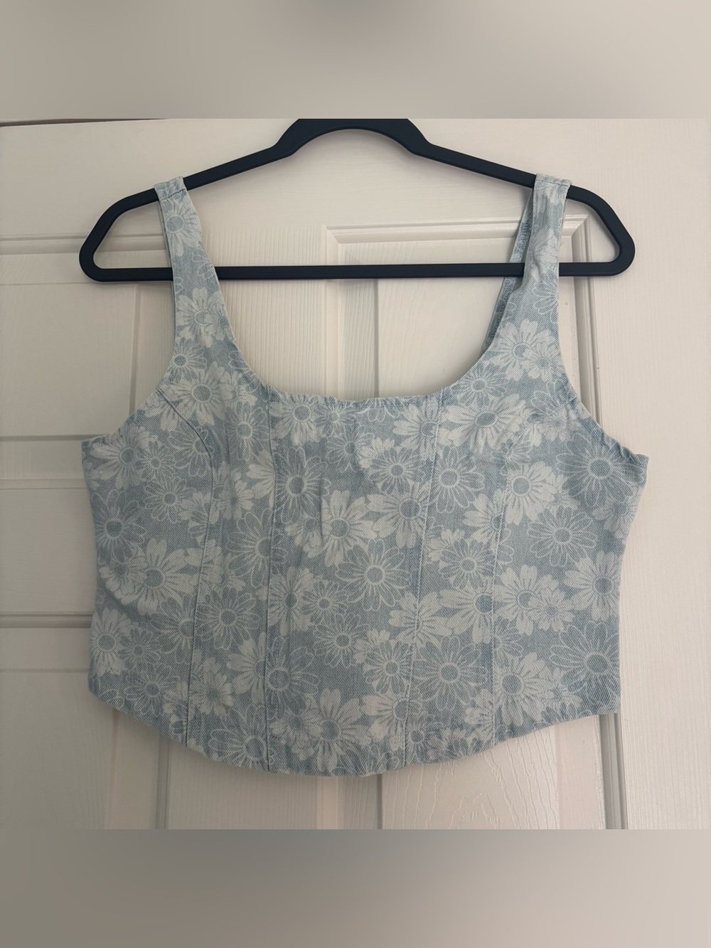 Altar’d State Floral Daisy Denim Crop Top Zipper Size Large